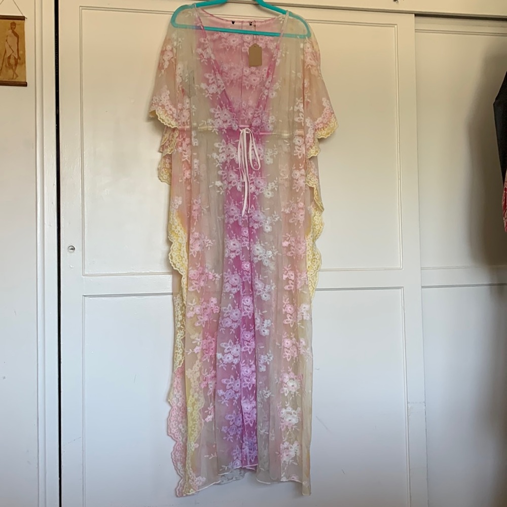 ✨ maxi lace embroidered kimono robe, ice tie dyed sunrise colors